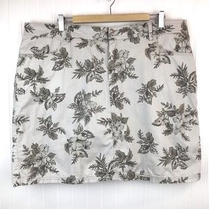 Denver Hayes Golf Skort Size 18, Gray Floral Cotton Short Skirt
